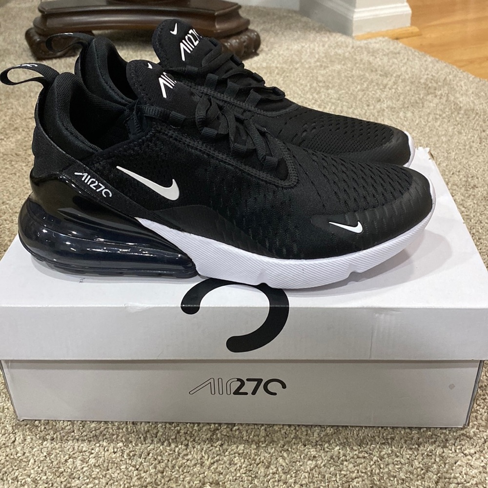 Women’s Nike Air Max 270